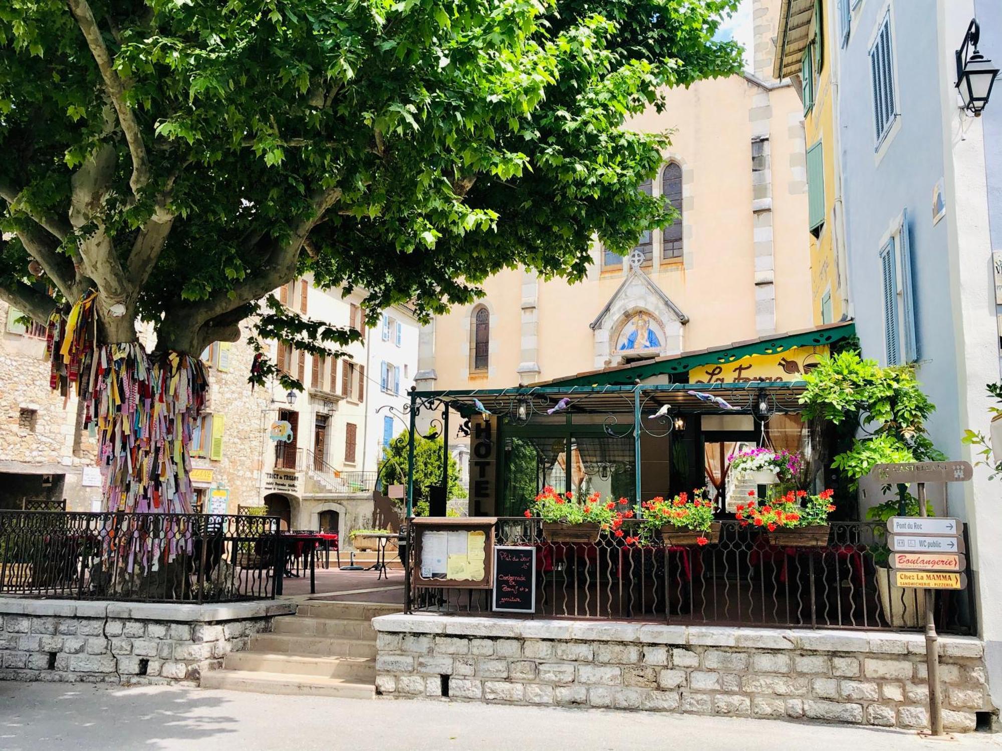 Hotel Restaurant La Forge Castellane Bagian luar foto